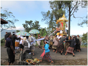 cremation Bali