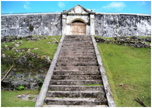 forts coloniaux dans les Moluques