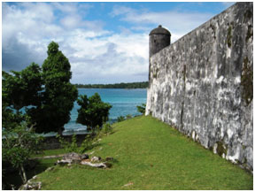 forts coloniaux dans les Moluques