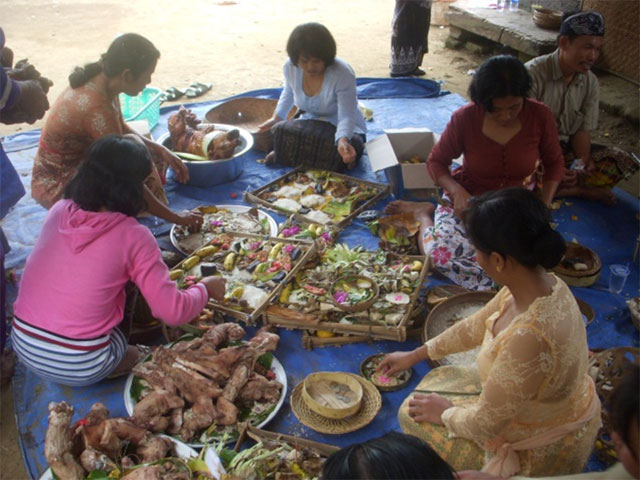 Prier à Bali