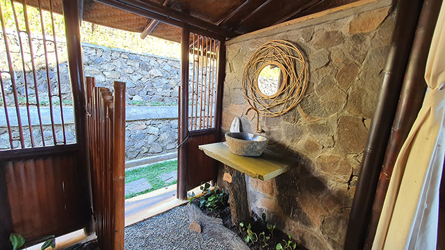 hôtel Flores CMKE