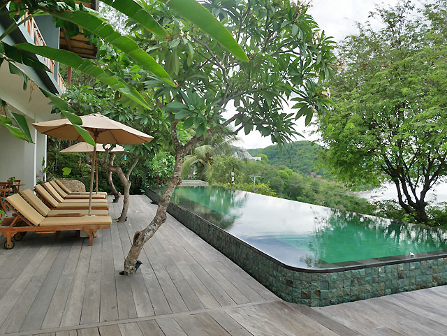 hôtel Komodo cmlak
