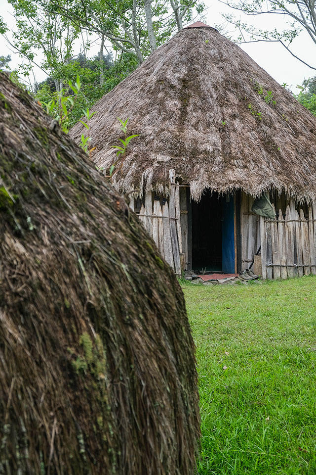 Chez l'habitant en Papouasie CHBA