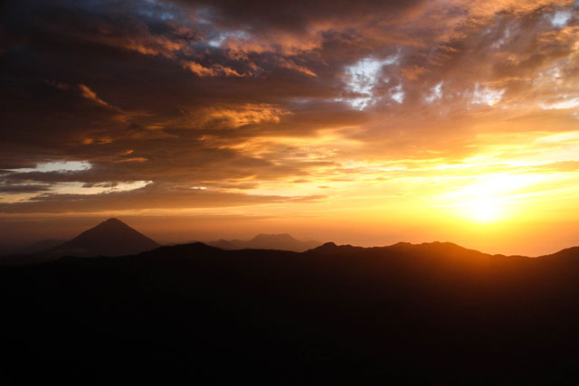 volcan inerie Flores Indonesie