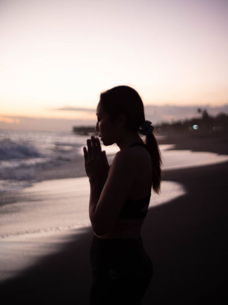 pose Yoga bali